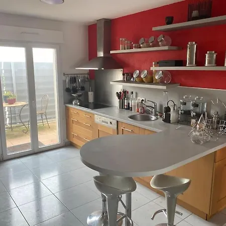 Appt T3 75m2 Plein Sud Avec Pk Агд